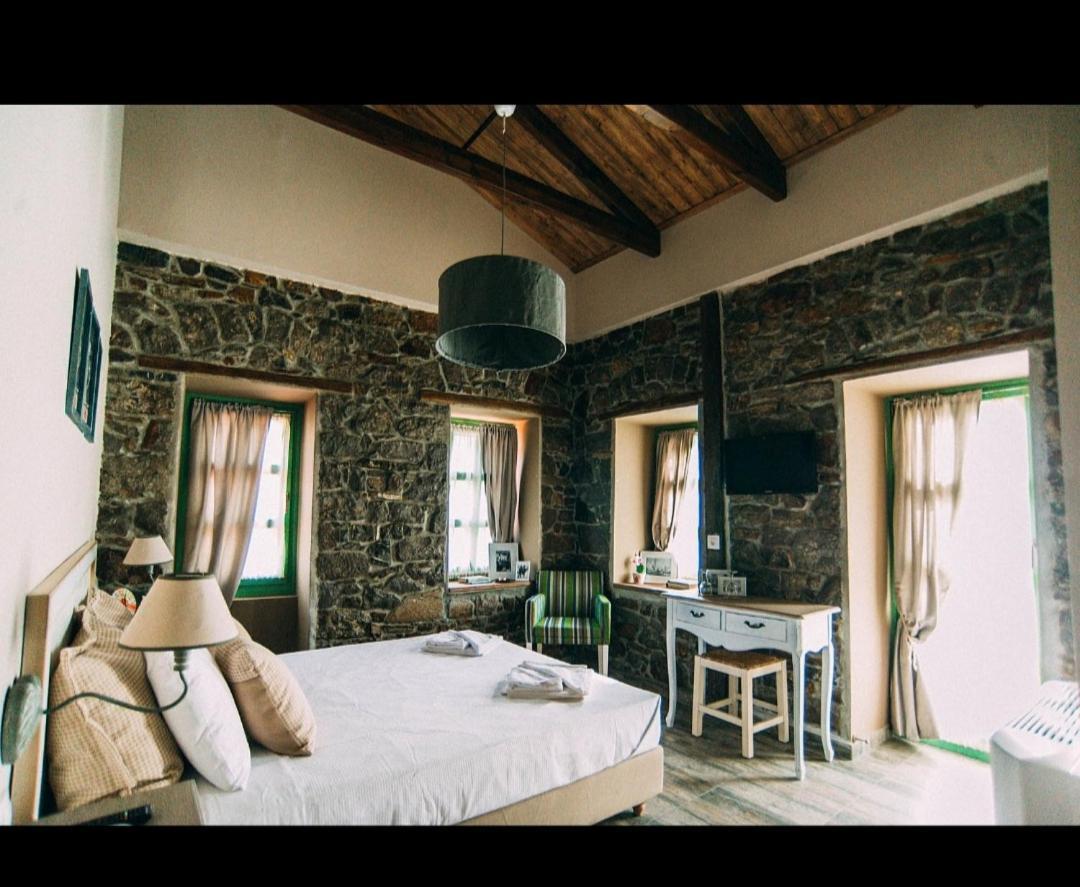Axiokersa Suites Самотракі Екстер'єр фото